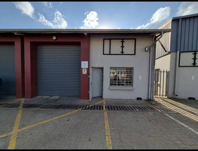 238M² WAREHOUSE TO LET IN CITY DEEP